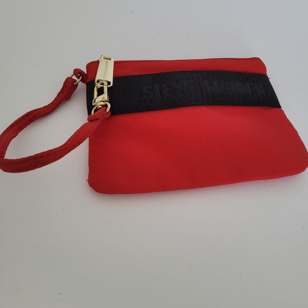 Steve Madden Red‎ Wallet Wristlet Clutch 6x5 Zip Pouch Small Bag Pouch Nylon
